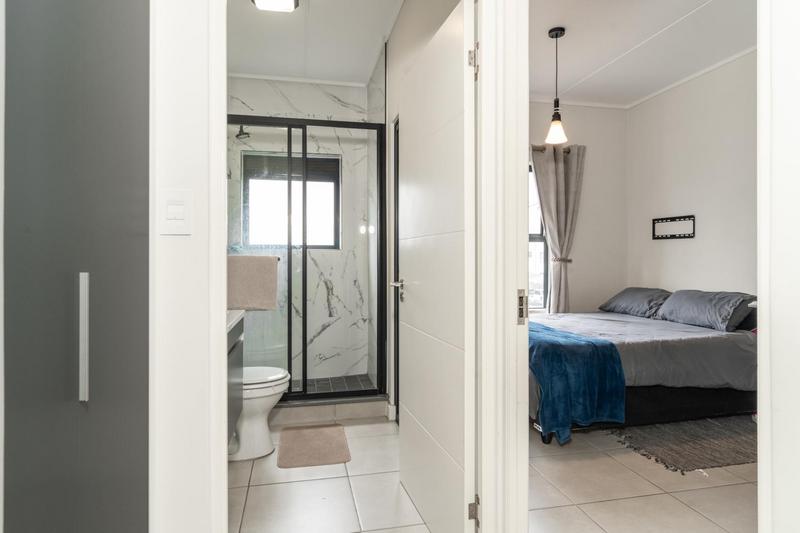 2 Bedroom Property for Sale in The Huntsman Western Cape